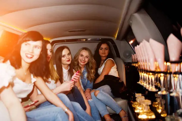 Luxury limousine service by www.freightmove.pro showcasing satisfied customers enjoying memorable experiences.